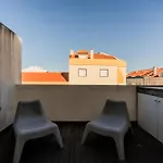 H2o - Rooftop With Pool In