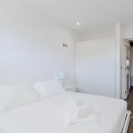 H2o - Rooftop With Pool In