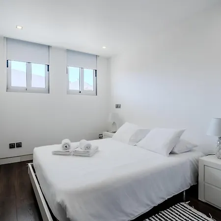 Apartment H2o - Rooftop With Pool In